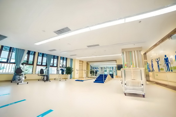 外地转深户入户_全程心跳加速！这部韩国神作真的绝了‼️ 全程心跳加便能找到轻松